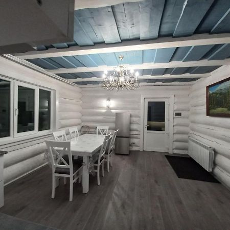 White House Aparthotel Synevyrs'ka Polyana Exterior photo