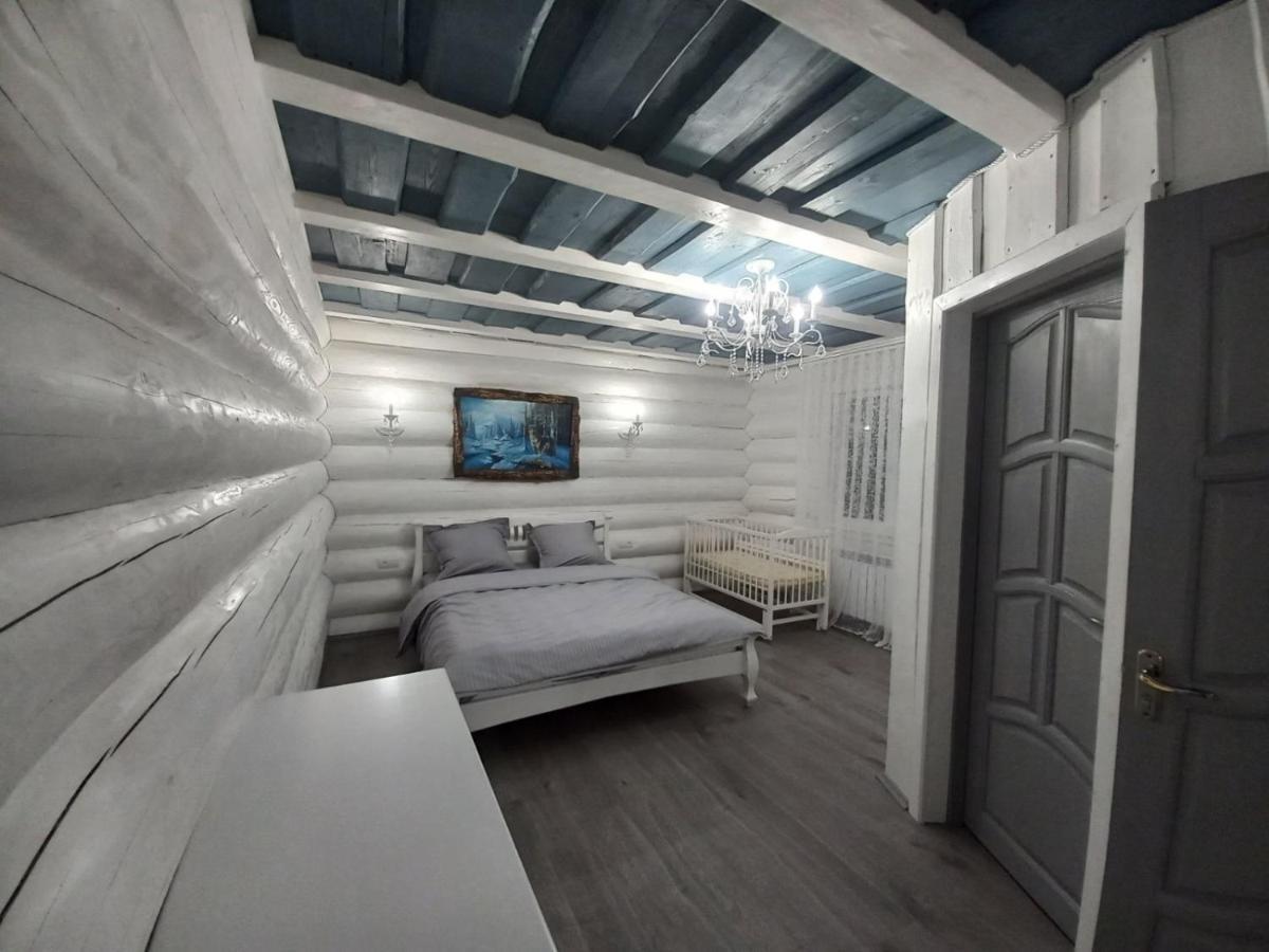 White House Aparthotel Synevyrs'ka Polyana Exterior photo