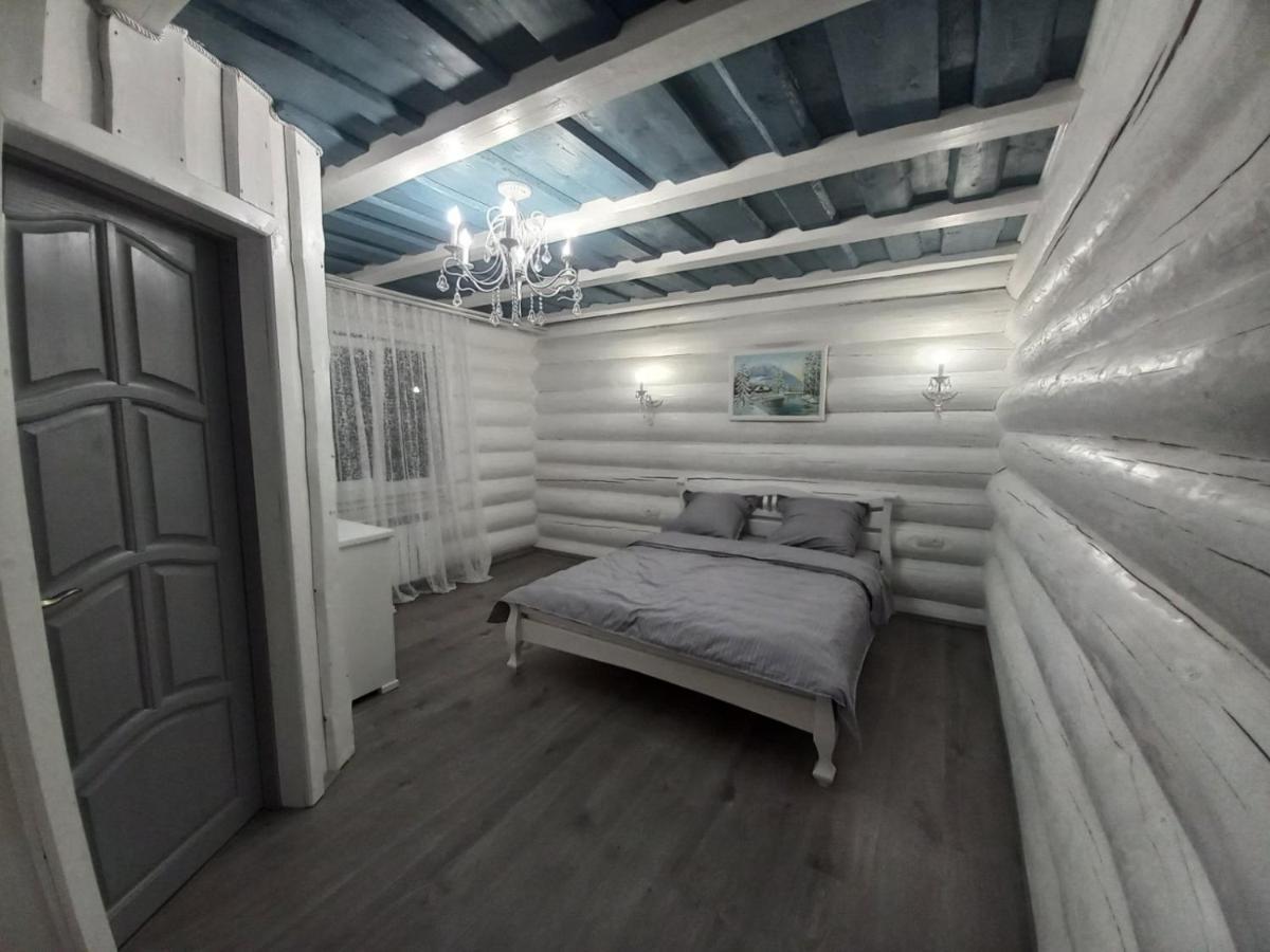 White House Aparthotel Synevyrs'ka Polyana Exterior photo